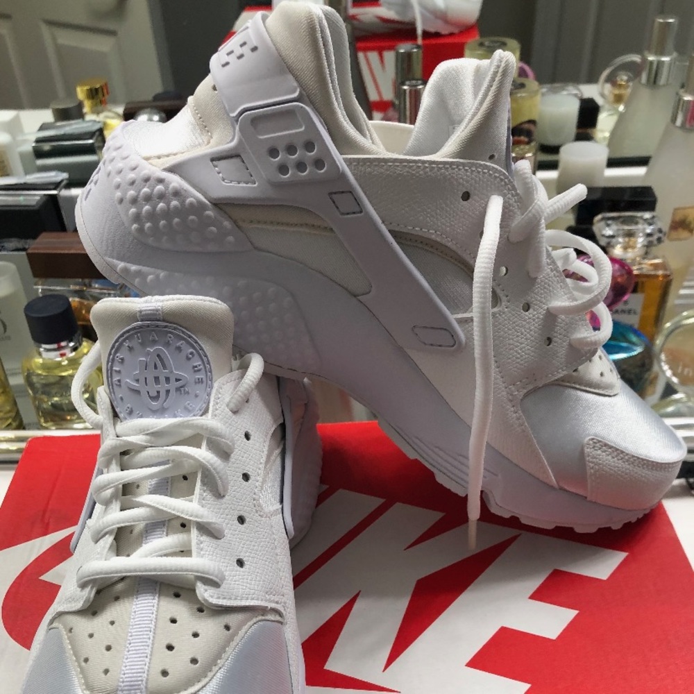 Women’s Nike Huarache Sneakers